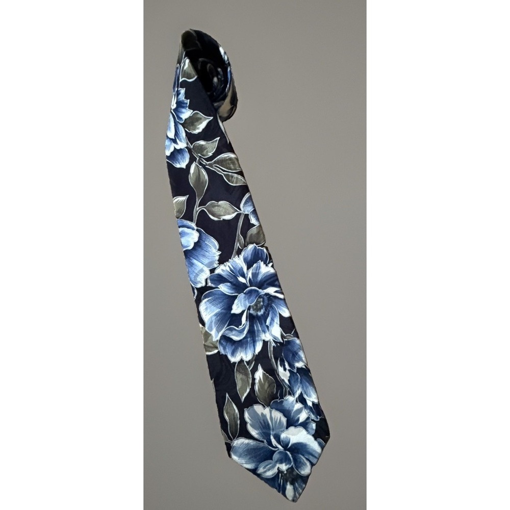 Chez Roffe Neckwear Tie Colorful Floral Flower All Over Pattern USA Silk JBHS